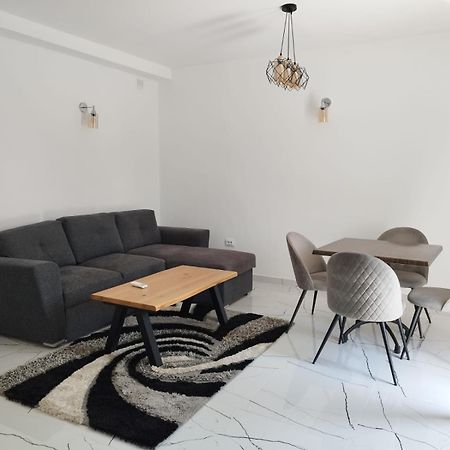 Apartmani Srdanovic Tivat Dış mekan fotoğraf