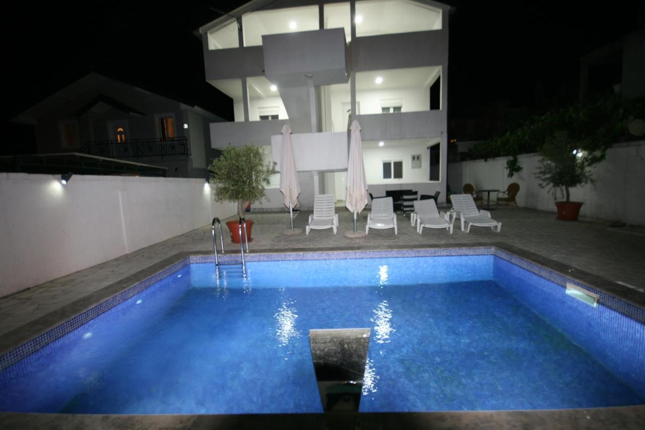 Apartmani Srdanovic Tivat Dış mekan fotoğraf