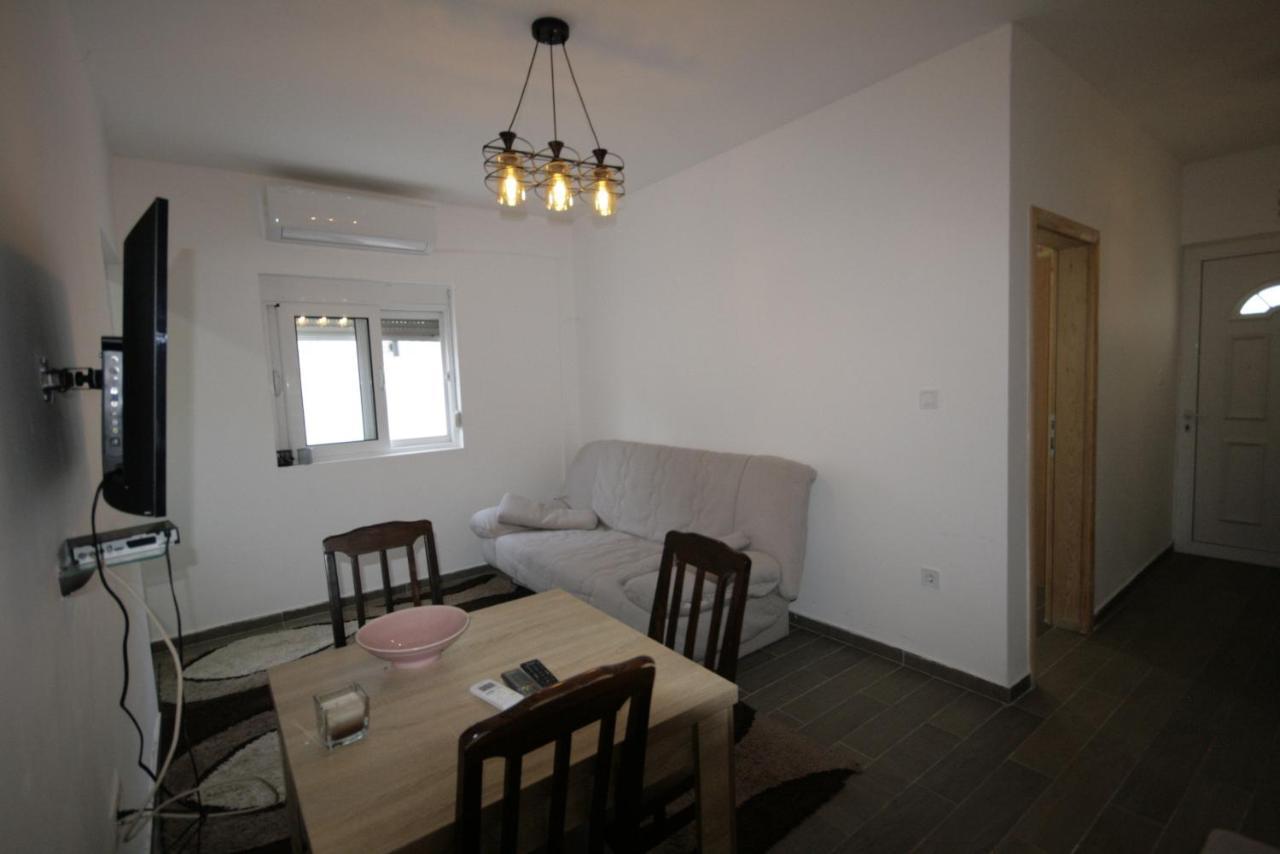 Apartmani Srdanovic Tivat Dış mekan fotoğraf