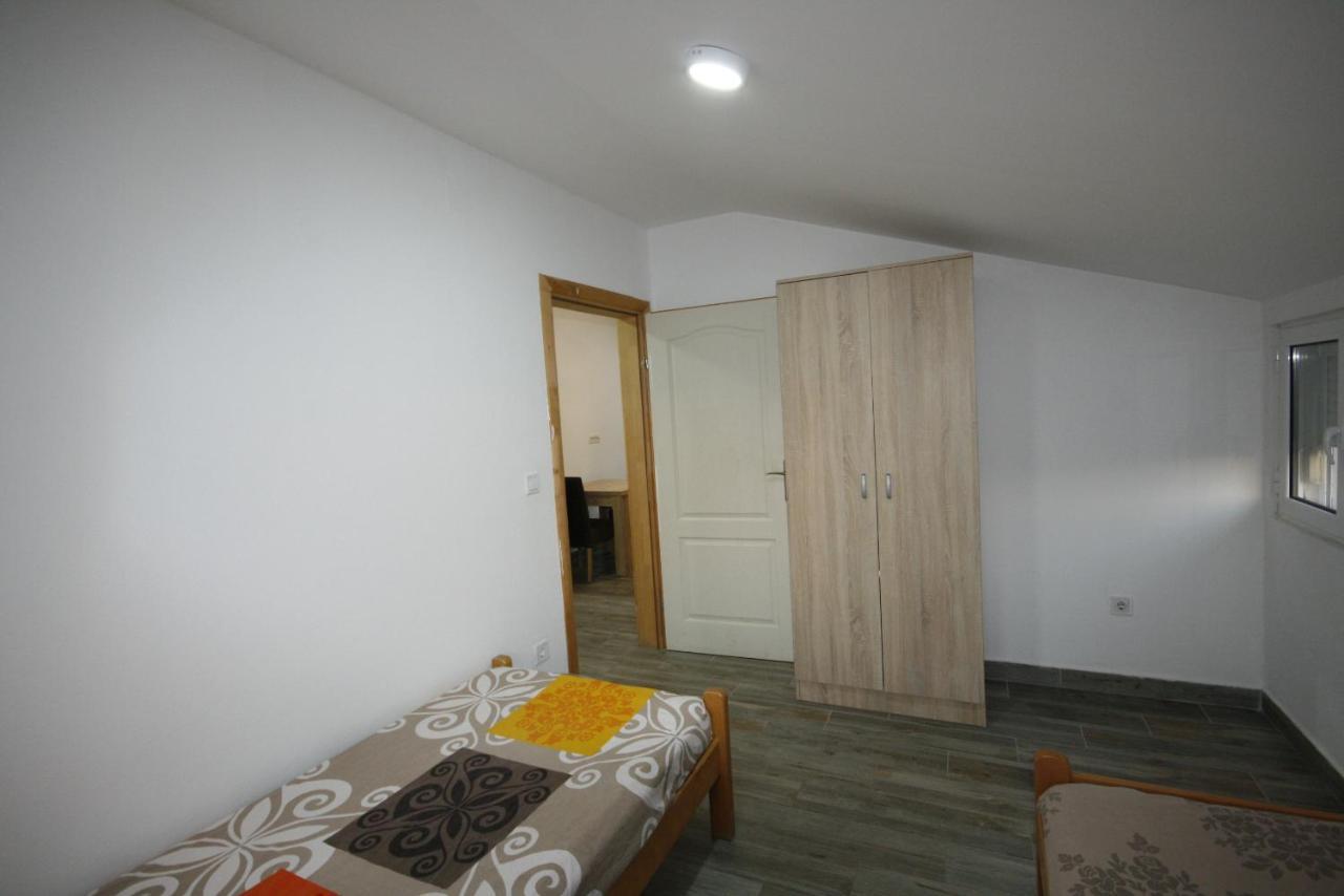 Apartmani Srdanovic Tivat Dış mekan fotoğraf